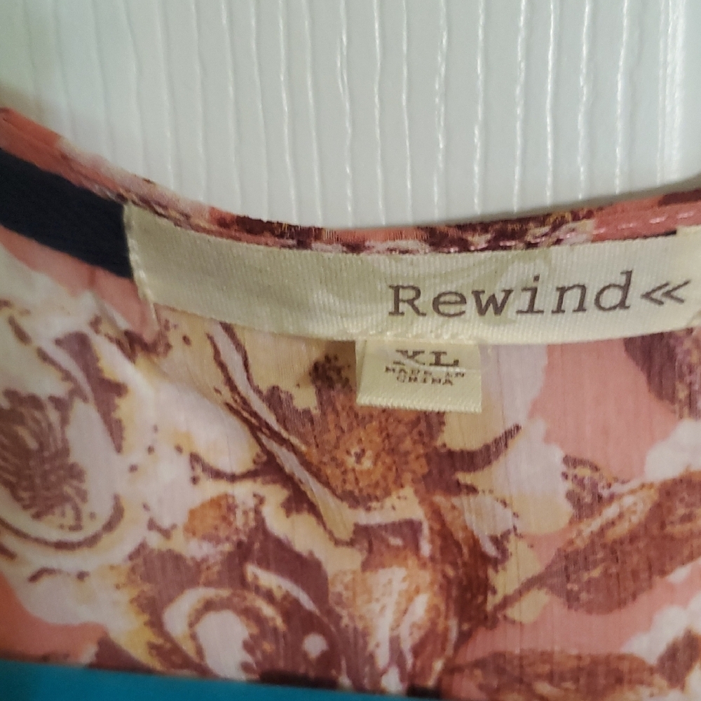 Rewind Pink Floral Kimono with Lace - Picture 3 of 4